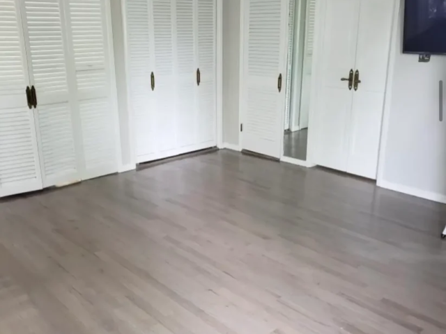 hardwood-floor-refinishing-gallery-17