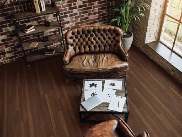 luxury-vinyl-flooring-gallery-dark-04