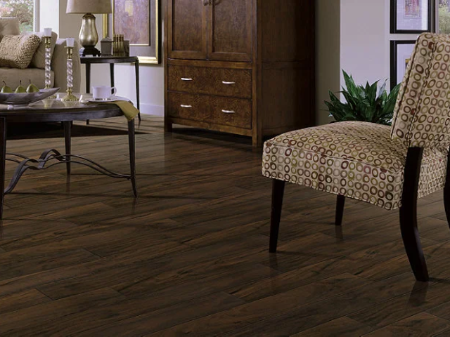 luxury-vinyl-flooring-gallery-dark-01