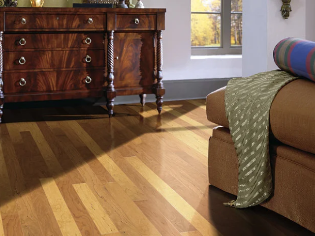 medium-hardwood-flooring-Installation-gallery-01